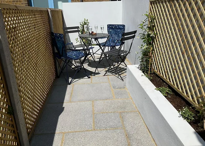 Fab Cottage In The Heart Of Deal - Great Location