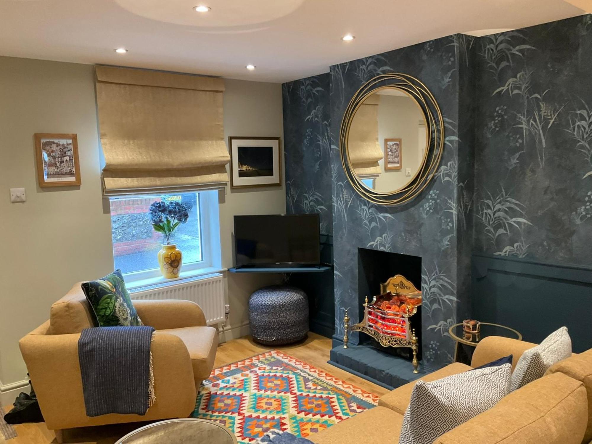 Fab In The Heart Of - Great Location Holiday home Deal