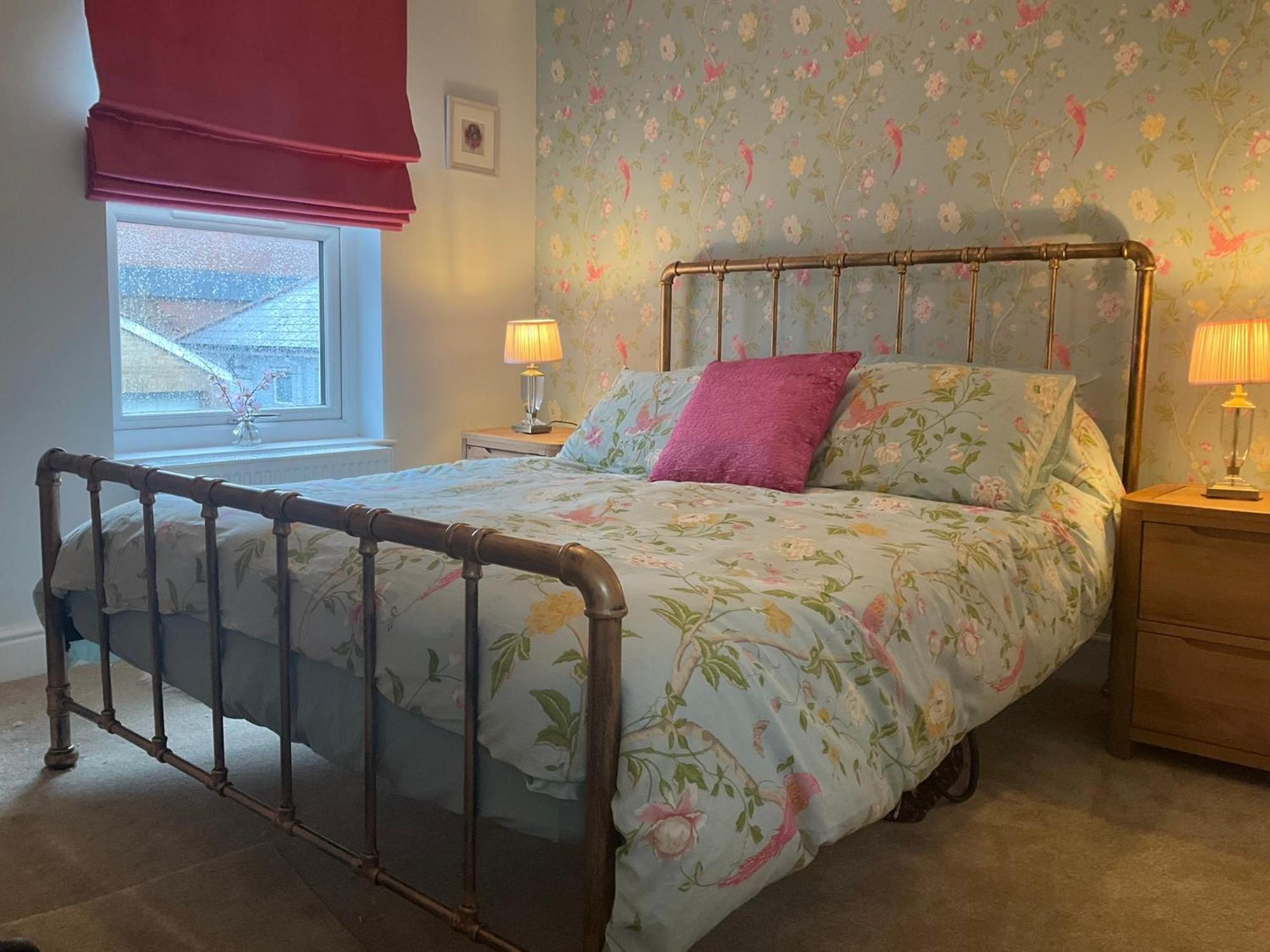 Fab In The Heart Of - Great Location Deal